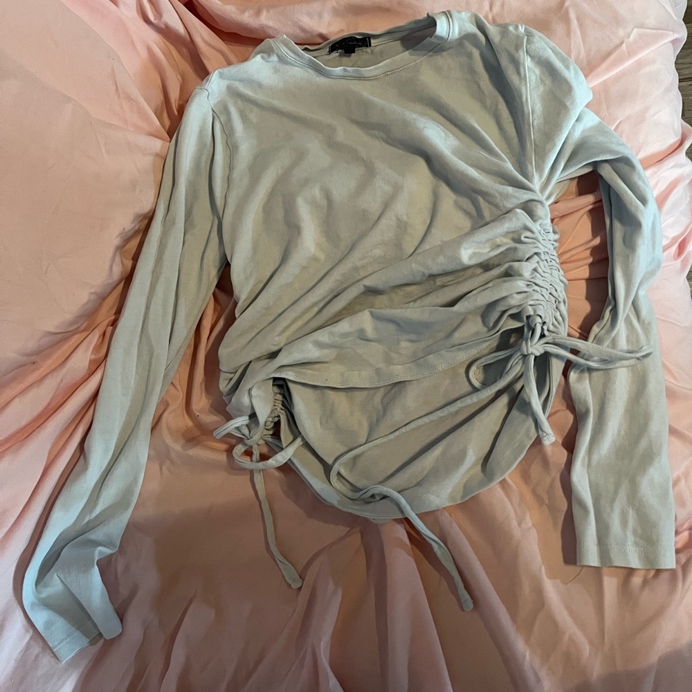 Long Sleeve Runched Side Crop Top